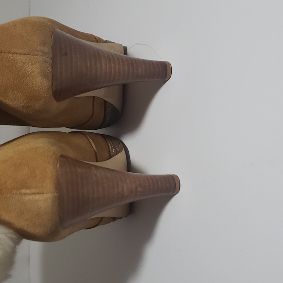 COLIN STUART TAN ANKLE BOOTS, Size 9 - Picture 6 of 10
